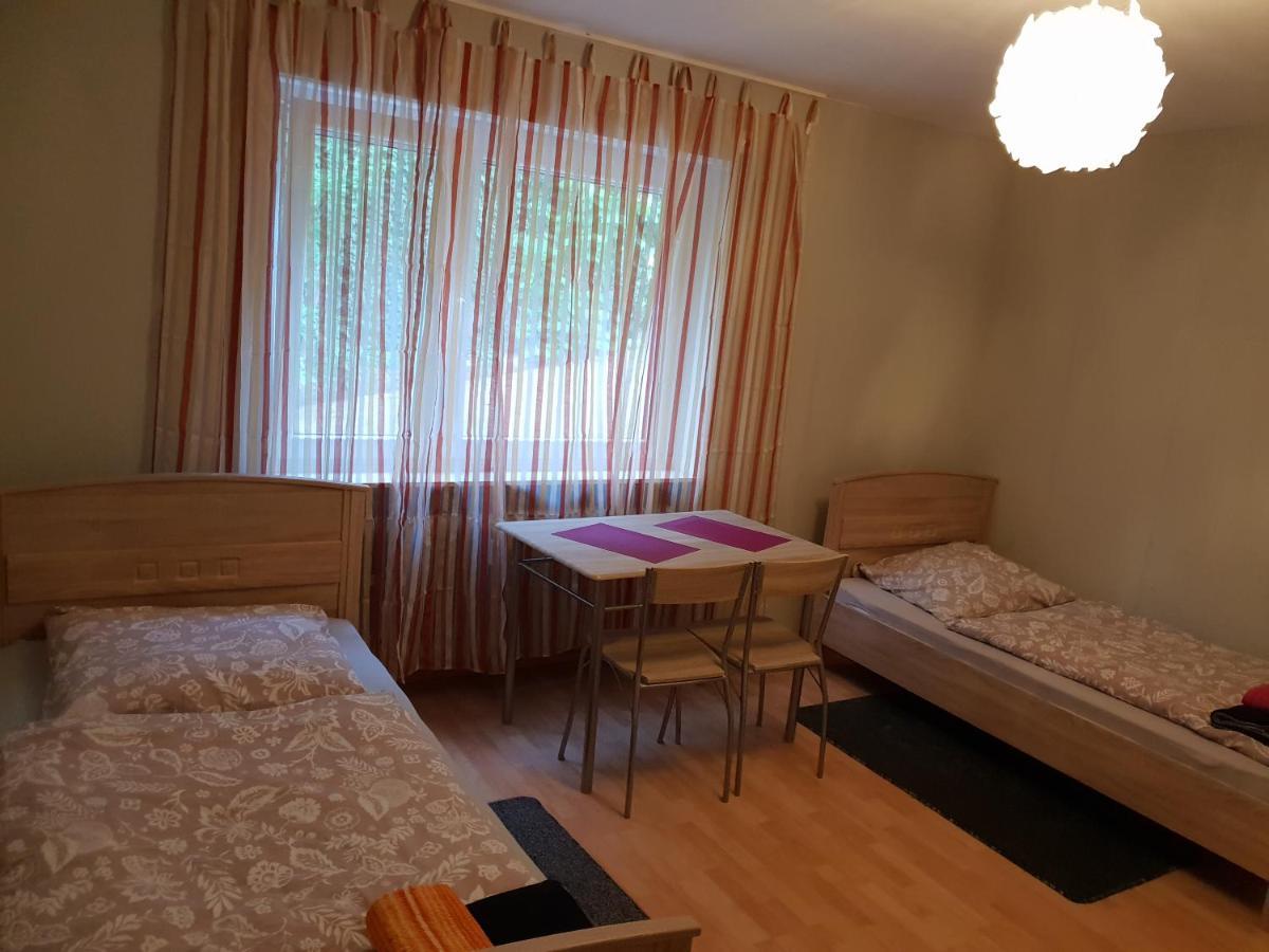 Workershome - Business Apartments - Monteurwohnungen Wertheim Room photo