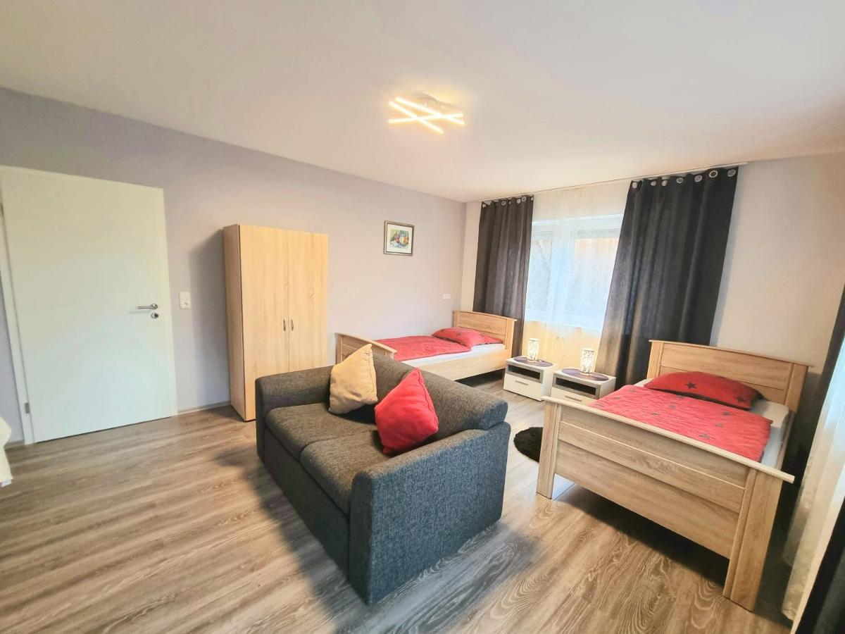 Workershome - Business Apartments - Monteurwohnungen Wertheim Room photo